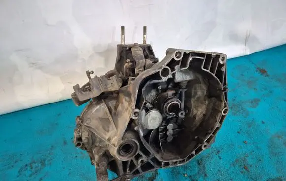 Peugeot Bipper Manual 5 speed gearbox 2231S9