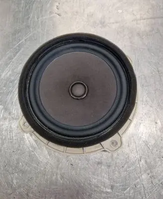 Hyundai ix35 Rear door speaker 963302S500