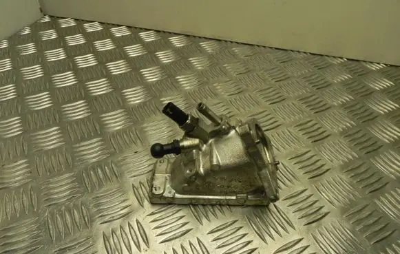 Volkswagen Golf Sportsvan Thermostat housing 04L128637D VD11256