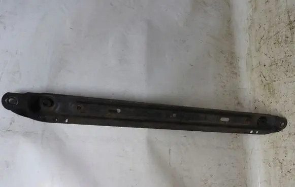 Peugeot 3008 I Front axle beam 20EA33