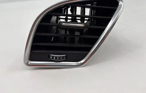 Audi A5 8T 8F Dashboard side air vent grill/cover trim 8T2820901