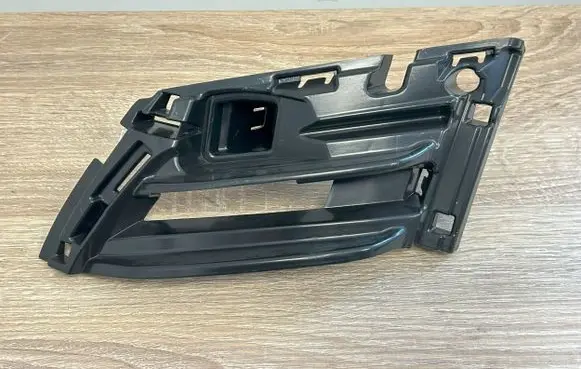 Front bumper mounting bracket