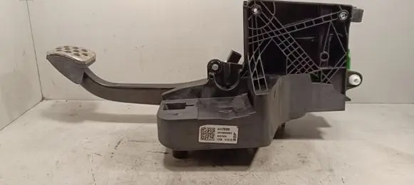 Opel Insignia B Brake pedal 84187609 662575039