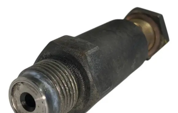 Volvo XC90 Fuel pressure regulator 