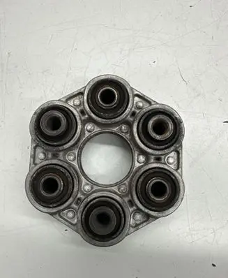 BMW 5 F10 F11 Rear prop shaft donut coupling/joint 760562905 1518004111 12112000923