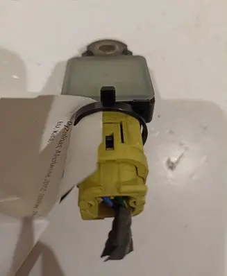 Hyundai i30 Airbag deployment crash/impact sensor 959200A100