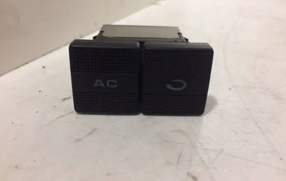 Volkswagen Golf III Air conditioning (A/C) switch 1E0959543