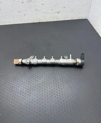 Volkswagen Sharan Fuel pressure regulator 057130764AB
