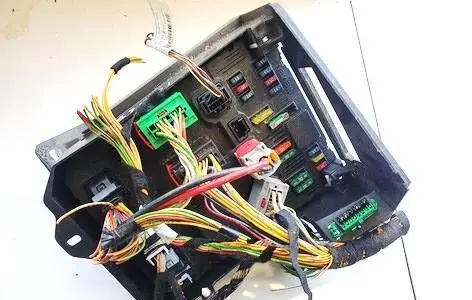 Peugeot 206 Fuse box set s118085220