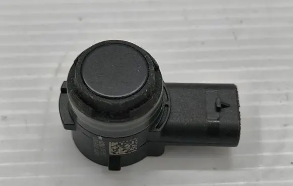 Volkswagen PASSAT B8 Parking PDC sensor 5Q0919275B