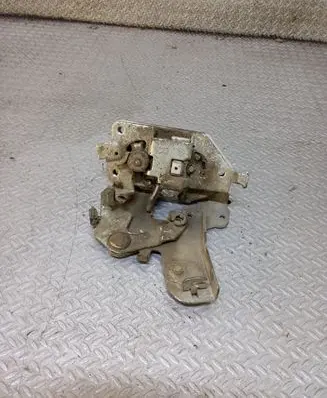 Toyota Previa (XR30, XR40) II Sliding door lock 