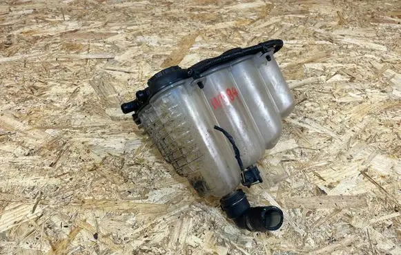 Jaguar F-Pace Coolant expansion tank/reservoir GX738A080AC