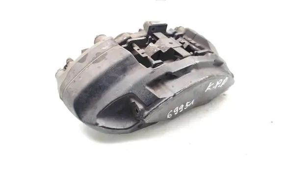 Mercedes-Benz C W205 Front brake caliper 