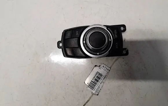 BMW 5 F10 F11 Multifunctional control switch/knob 65829286699 19226310