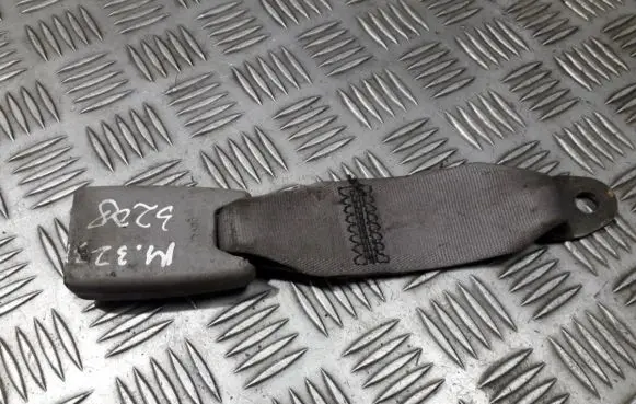 Mazda 323 F Rear seatbelt buckle