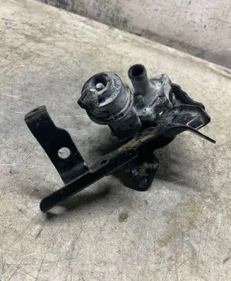 Nissan Qashqai J12 Thermostat 