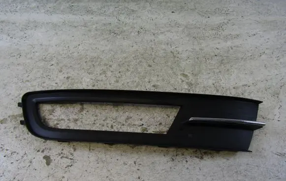 Volkswagen PASSAT B8 Front fog light trim/grill 3G0853665A