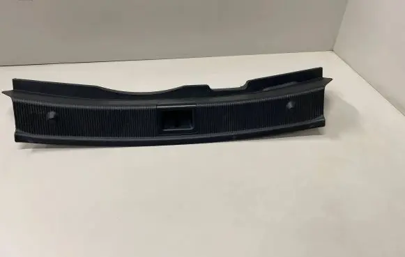 Mercedes-Benz C W204 Trunk/boot sill cover protection A2046900825
