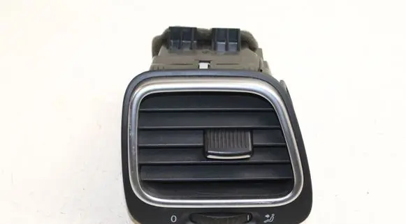 Volkswagen Eos Dashboard side air vent grill/cover trim 1Q0819704G 1Q0819710B
