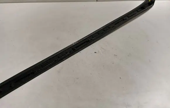 Mercedes-Benz GLE (W166 - C292) Windshield trim A2926900162