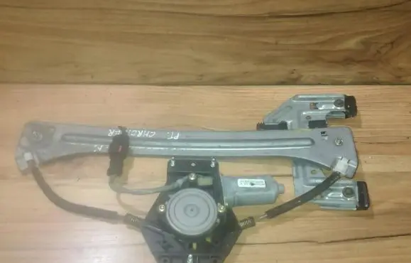 Chrysler PT Cruiser Sliding door window regulator with motor