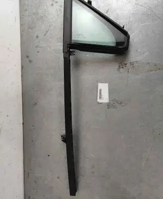Renault Zoe Front door vent window glass four-door 803303408R