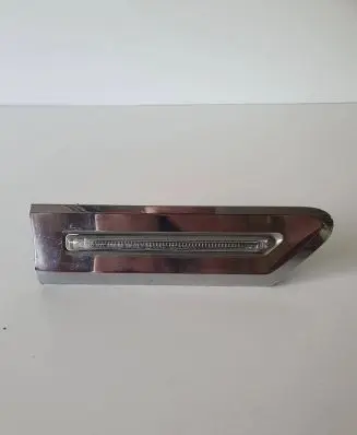 BMW 7 F01 F02 F03 F04 Front fender indicator light 7203372 100423