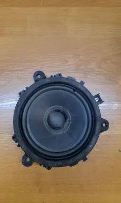 Volvo XC90 Front door speaker 30797139