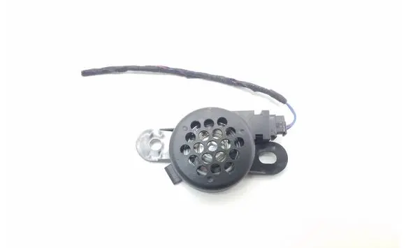 Mercedes-Benz E W213 Horn signal A0008220000