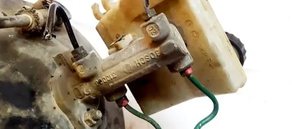 Peugeot 206 Master brake cylinder 310000