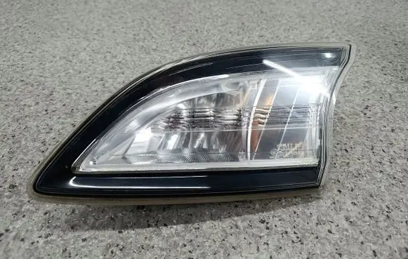 Mazda 3 II Tailgate rear/tail lights BBN7513F0