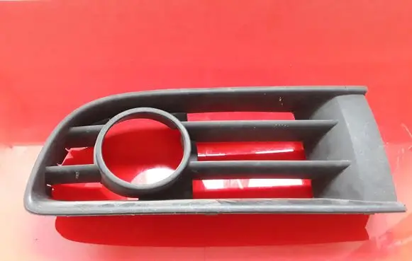 Volkswagen Polo Front fog light trim/grill 6Q0853665A