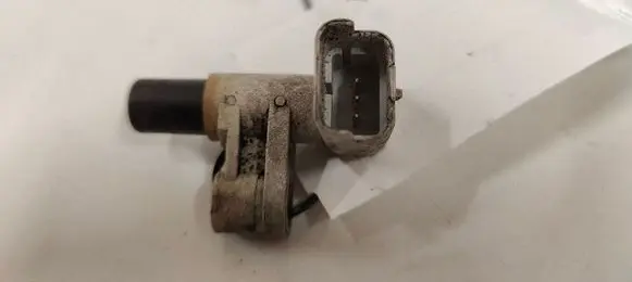 Peugeot 407 Camshaft position sensor 9630595680