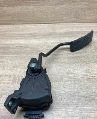 Volvo S40, V40 Accelerator throttle pedal 30865642 M865642