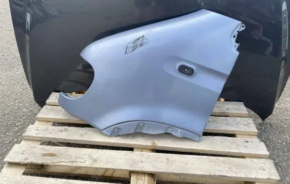 Renault Master II Fender