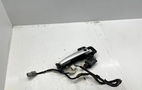 Toyota RAV 4 (XA30) Front door exterior handle 48411010620