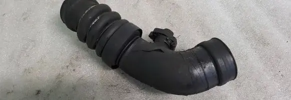 Audi A8 S8 D2 4D Intercooler hose/pipe 4D0145746