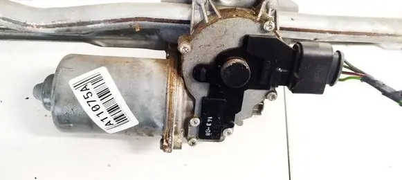 Skoda Superb B6 (3T) Wiper motor 5J1955113A 40511912V