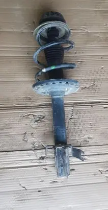 Dacia Sandero II Front shock absorber with coil spring 543021807R