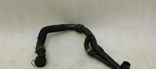 Volkswagen Golf VII Oil cooling pipe 04L121065