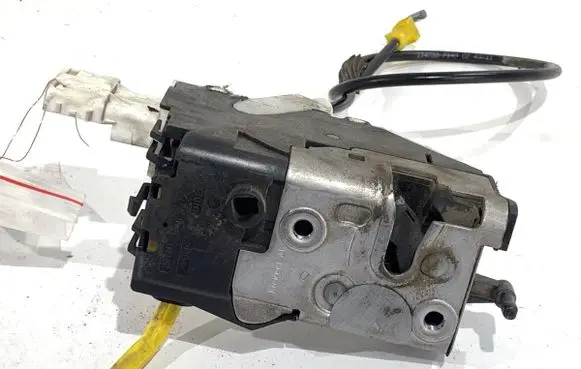 Fiat Scudo Front door lock 9681334980