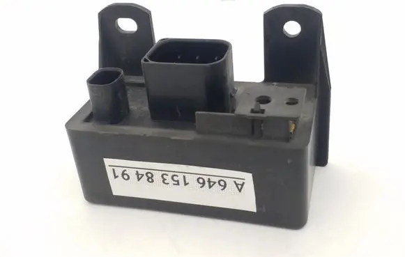 Glow plug pre-heat relay