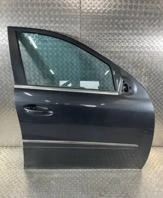 Mercedes-Benz ML W164 Front door 