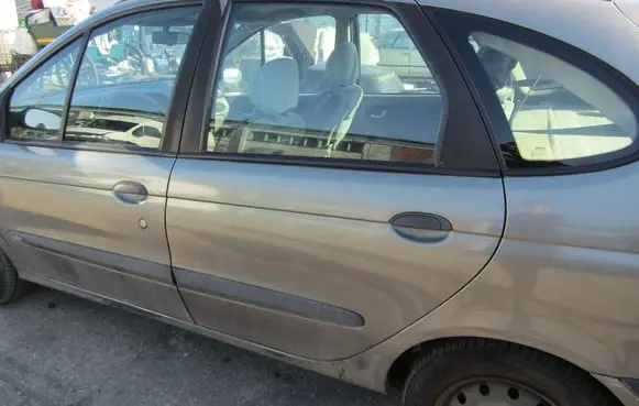 Renault Scenic I Rear door 