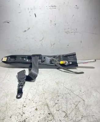 Volvo XC90 Front seatbelt 30661913