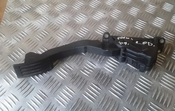 Ford Focus Accelerator throttle pedal 4M519F836BJ 6PV00864164
