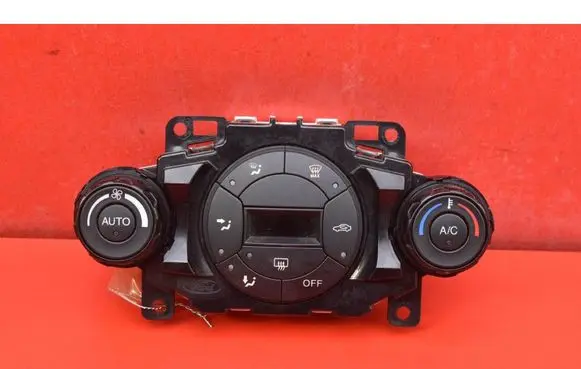 Ford Fiesta Climate control unit 8A6T18C612AJ