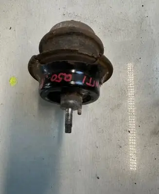 Infiniti Q50 Engine mount vacuum valve 231