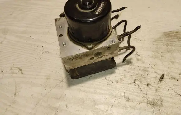 Volkswagen Golf IV ABS Pump 1J0907379P 10094903313