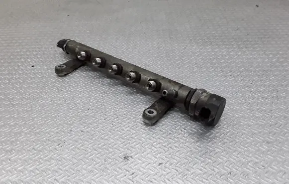 Citroen C5 Fuel main line pipe 9656917280 0281002803